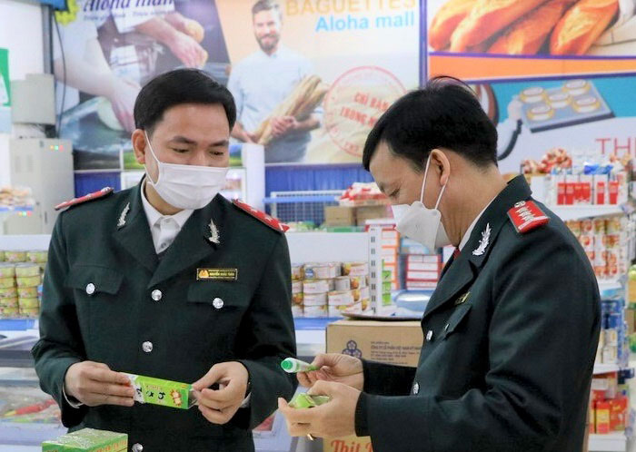 Giám sát hơn 1.750 mẫu thực phẩm