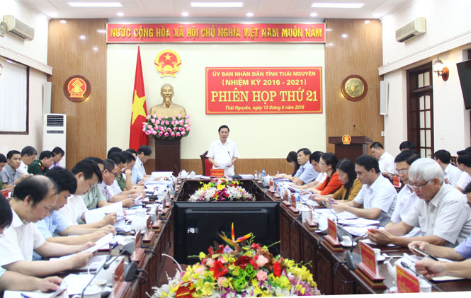 Đóng góp ý kiến vào 10 báo cáo, 7 tờ trình