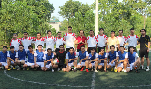 Giao lưu thể thao chào mừng Ngày thành lập