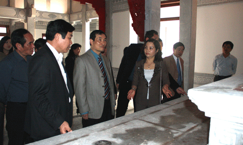 GS - Viện sĩ Đào Trọng Thi và đồng chí Nguyễn Bắc Son thăm, làm việc tại Thái Nguyên