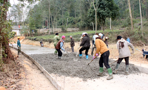 Nỗi lo “già hóa” đảng viên