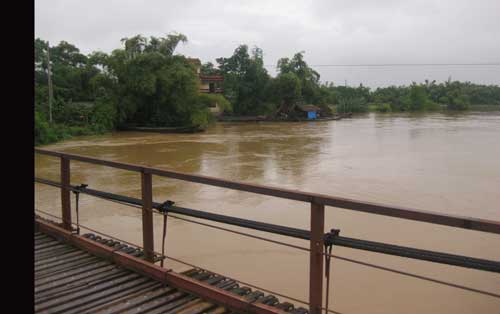 Lũ trên các sông đang lên nhanh