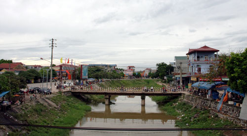 Đầu tư cơ sở hạ tầng làm khâu đột phá