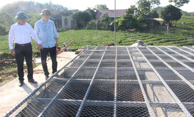 Vượt khó để xây dựng nông thôn mới