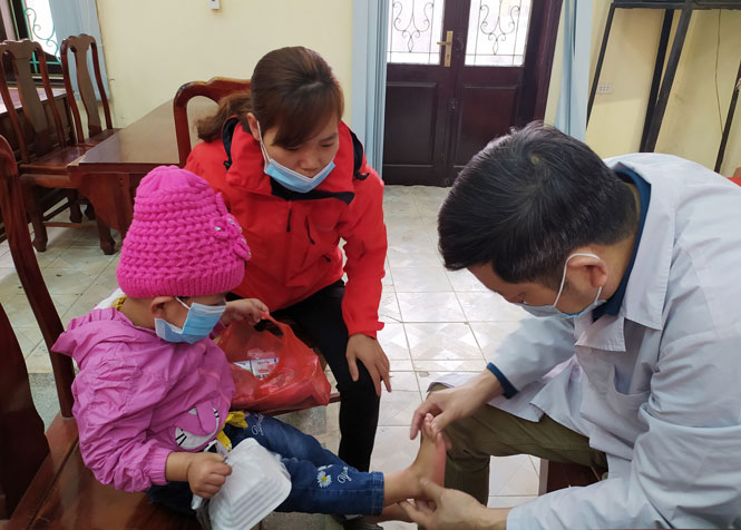 Khám sàng lọc miễn phí cho người khuyết tật có hoàn cảnh khó khăn