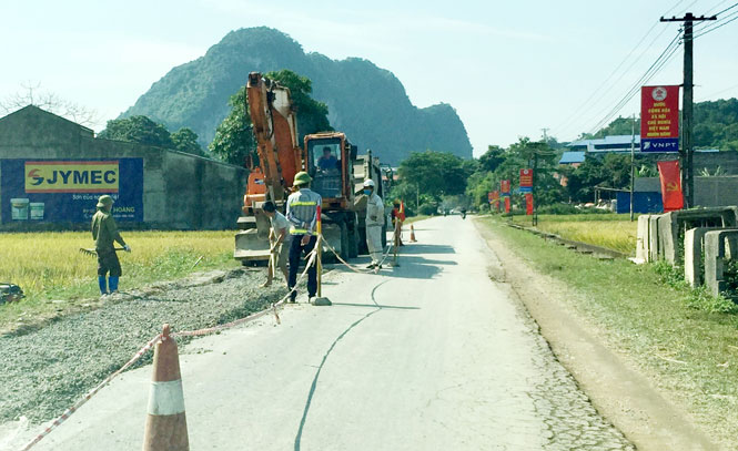 Sửa chữa nền, mặt đường Quốc lộ 3C