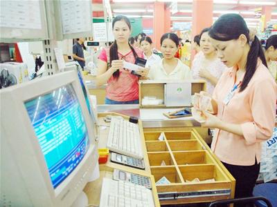 Tăng giá điện, xăng dầu: khó giữ lạm phát dưới 10%