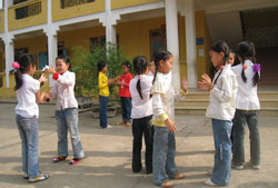 Xây dựng trường chuẩn ở một xã thuần nông