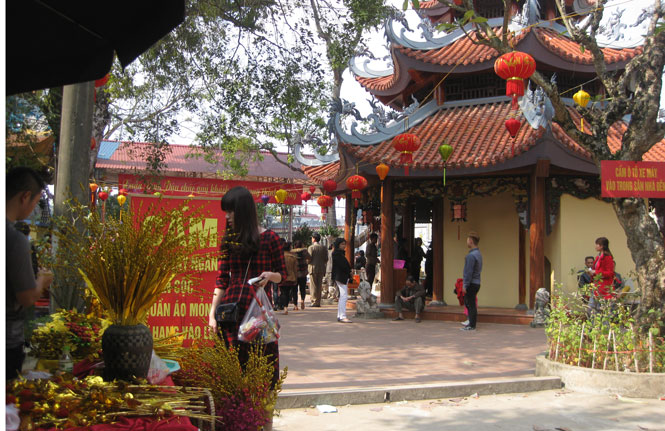 Trước mùa lễ hội