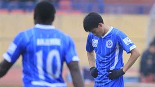 CLB Bóng đá Hà Nội chìm trong lo âu