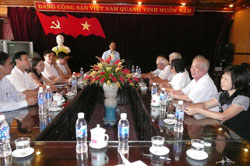 Gặp mặt các hội viên Chi hội Nhà văn Việt Nam