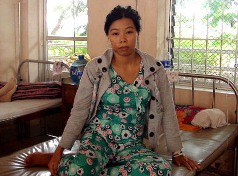 Người mẹ trẻ thú nhận bỏ con sơ sinh xuống kênh 