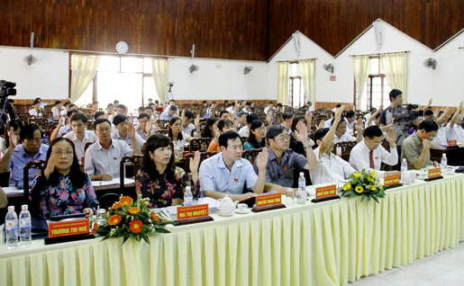 Bế mạc kỳ họp thứ 10, HĐND tỉnh khóa XII