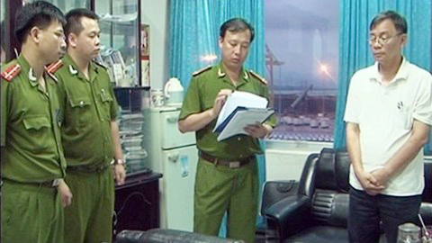 Quyền im lặng chờ luật sư: Vẫn chờ… cơ quan tiến hành tố tụng “gật đầu”