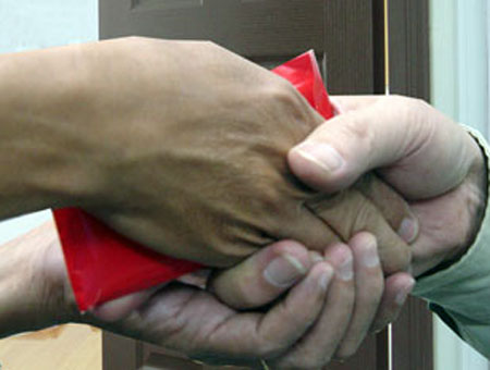 Giữ án tử với tội nhận hối lộ để chống tham nhũng