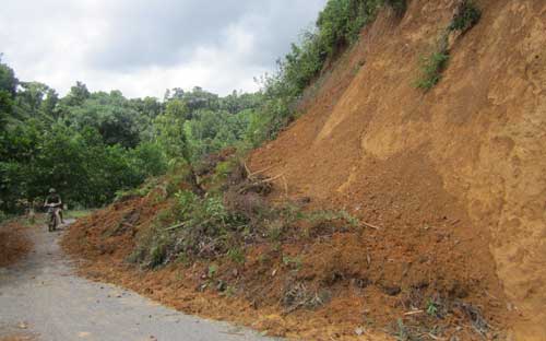 Nguy cơ sạt lở cao do mưa lớn kéo dài
