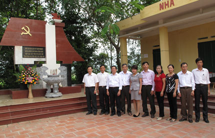 Tiếp tục xây dựng tổ chức cơ sở Đảng vững mạnh