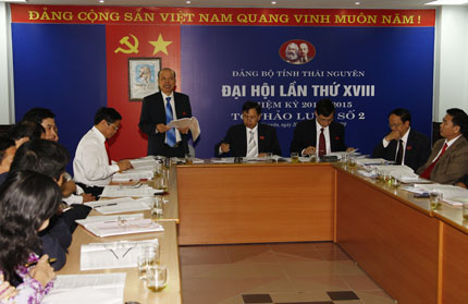 Hơn 100 ý kiến đóng góp vào các dự thảo văn kiện