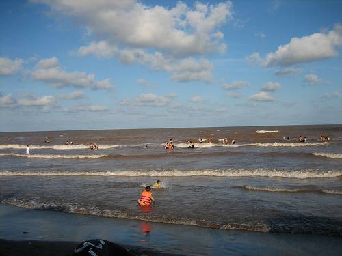 Về bãi biển Thịnh Long