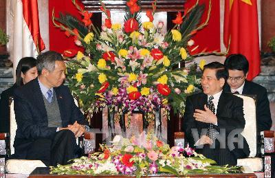 Chủ tịch nước tiếp Thủ tướng Singapore