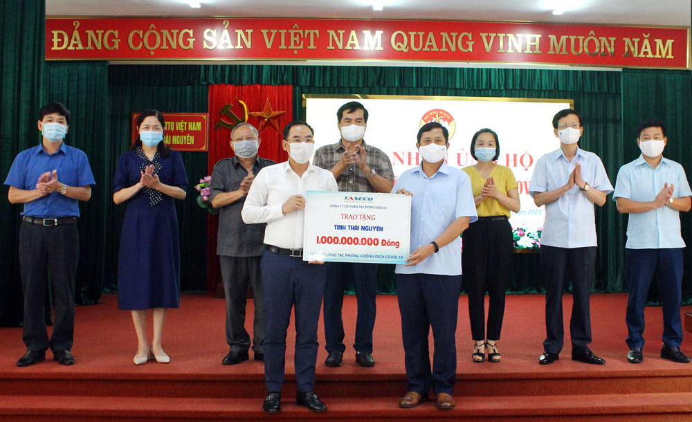 Trên 50 tỷ đồng ủng hộ, đăng ký ủng hộ phòng, chống dịch COVID-19