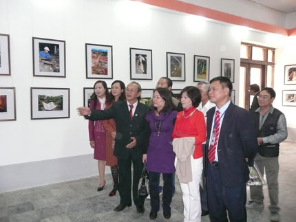 Triển lãm ảnh “Ngọn lửa thép gang”