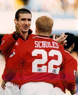 Cantona trở lại sân Old Trafford