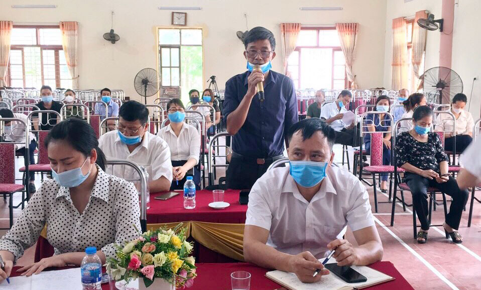 Ứng cử viên đại biểu HĐND tỉnh tiếp xúc cử tri vận động bầu cử