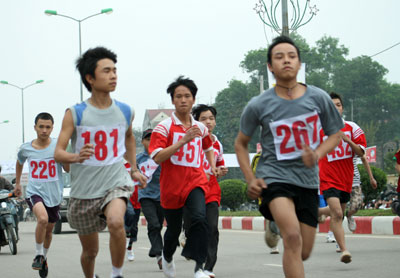 Giải chạy việt dã Tiền phong 2008