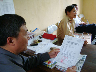 Đổi mũ bảo hiểm … mất 25 triệu đồng?