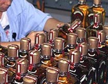 Chế kim cương từ rượu 