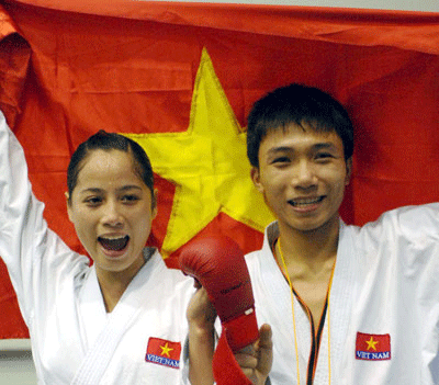 Ngày 13/12: Karate đoạt 2 Vàng, 2 Đồng