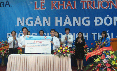 Khai trương Phòng giao dịch Ngân hàng Thương mại CP Đông Á Thái Nguyên