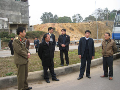 Đoàn đại biểu Quốc hội tỉnh: Giám sát việc thi hành pháp luật về đảm bảo trật tự, an toàn giao thông