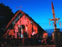 Buôn cổ M’Liêng bên hồ Lăk