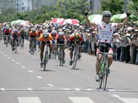 Tay đua Lào gặp nạn