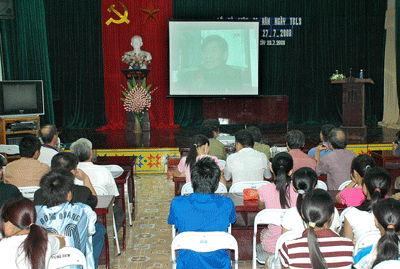 Tổ chức sinh hoạt chính trị, học tập theo tấm gương Liệt sỹ Vũ Xuân