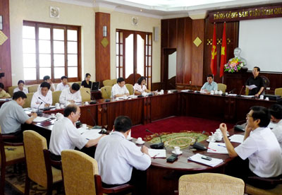 Định hướng phát triển KT-XH năm 2009, thông qua kế hoạch tiếp nhận lưới điện hạ thế nông thôn, công tác tổ chức cán bộ