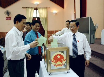 Bầu bổ sung một số chức danh do HĐND tỉnh bầu