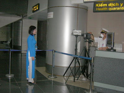 Theo dõi chặt người từ vùng dịch về Việt Nam