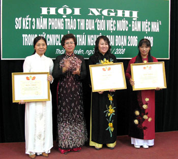 Trên 16.000 nữ CNVC-LĐ đạt danh hiệu giỏi việc nước, đảm việc nhà