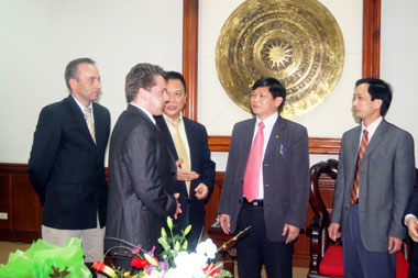 Lãnh đạo tỉnh Thái Nguyên làm việc với Đại sứ đặc mệnh toàn quyền Ucraina, Vương quốc Anh và Tập đoàn Keppel Land