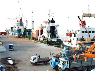 Trên 10 tỷ USD đầu tư vào Khu kinh tế Dung Quất