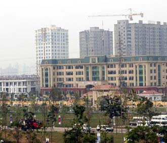 Đầu tư phát triển hệ thống kết cấu hạ tầng 
