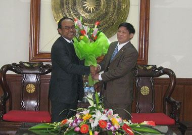 Chủ tịch UBND tỉnh tiếp Đại sứ Campuchia