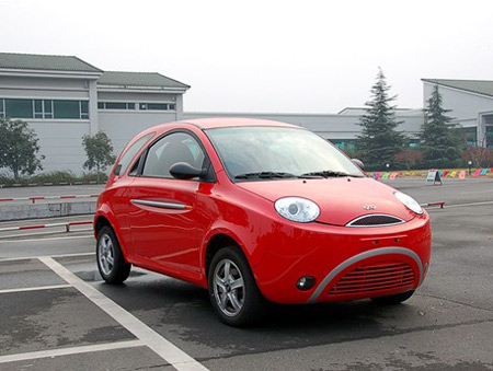 Trung Quốc vượt Mỹ về doanh số ôtô