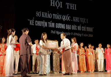 Hội thi sơ khảo Toàn quốc khu vực I ''Kể chuyện tấm gương đạo đức Hồ Chí Minh'' đã chính thức khai mạc